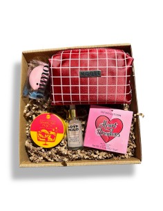 Zestaw Prezentowy dla Niej Walentynkowa Kosmetyczka z Miłością