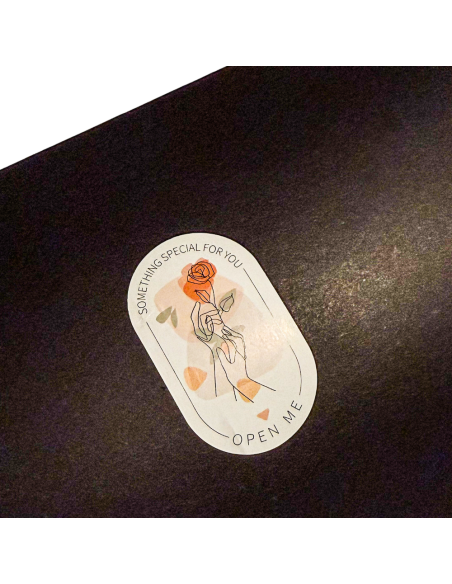 Upominek Koperta Pełna Słodkości 7 Przysmaków Eleganckie Opakowanie Poduszka