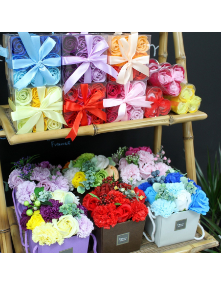 Zestaw 3 Mydlanych Kwiatów w Pudełku - Czerwone Róże